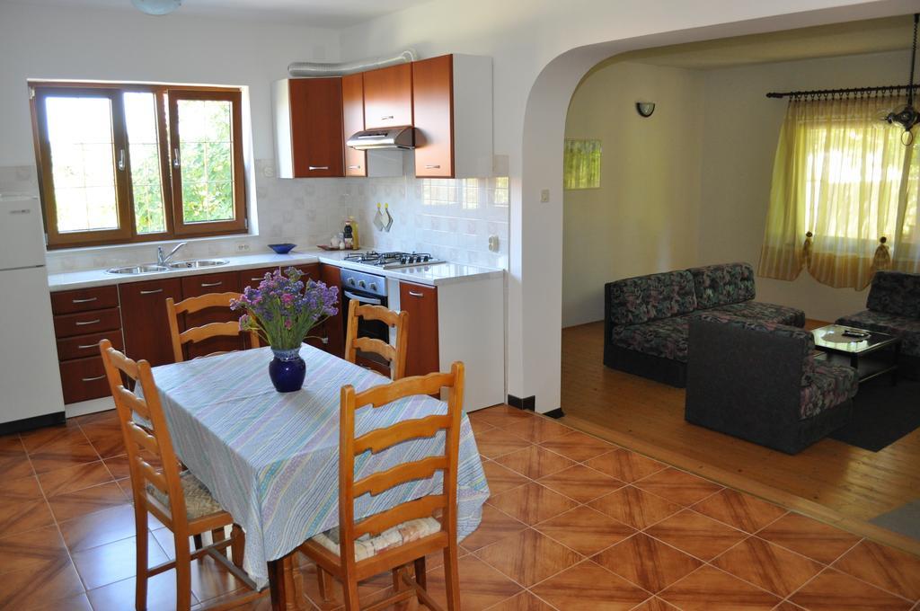 Apartment Drenovica Pola Camera foto