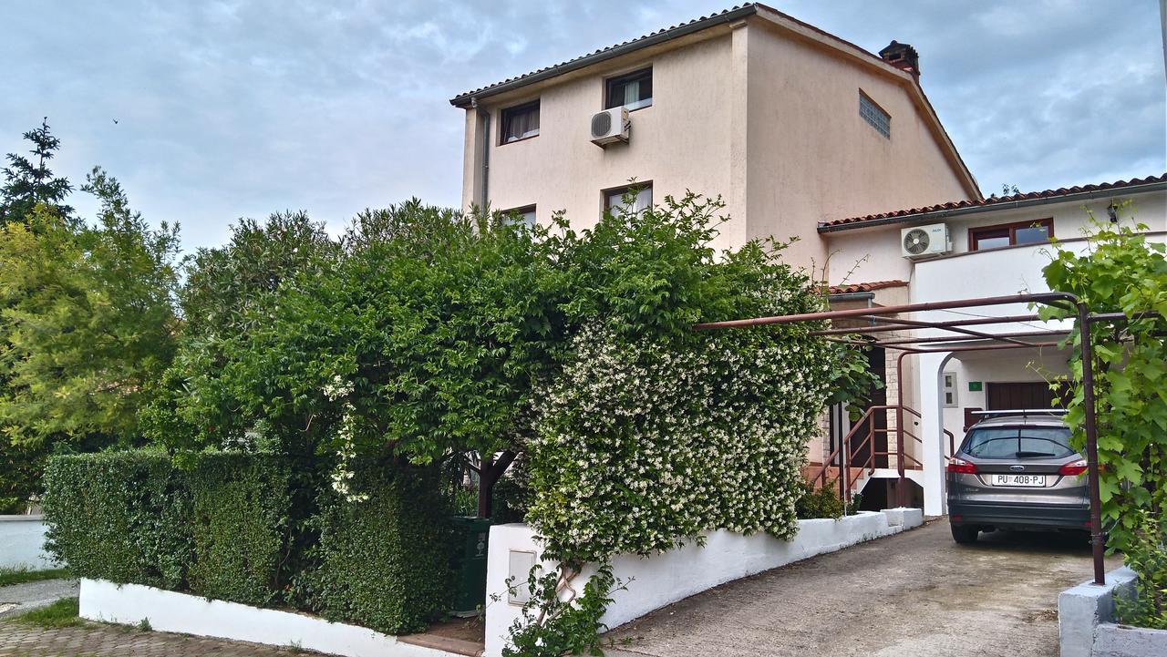 Apartment Drenovica Pola Esterno foto